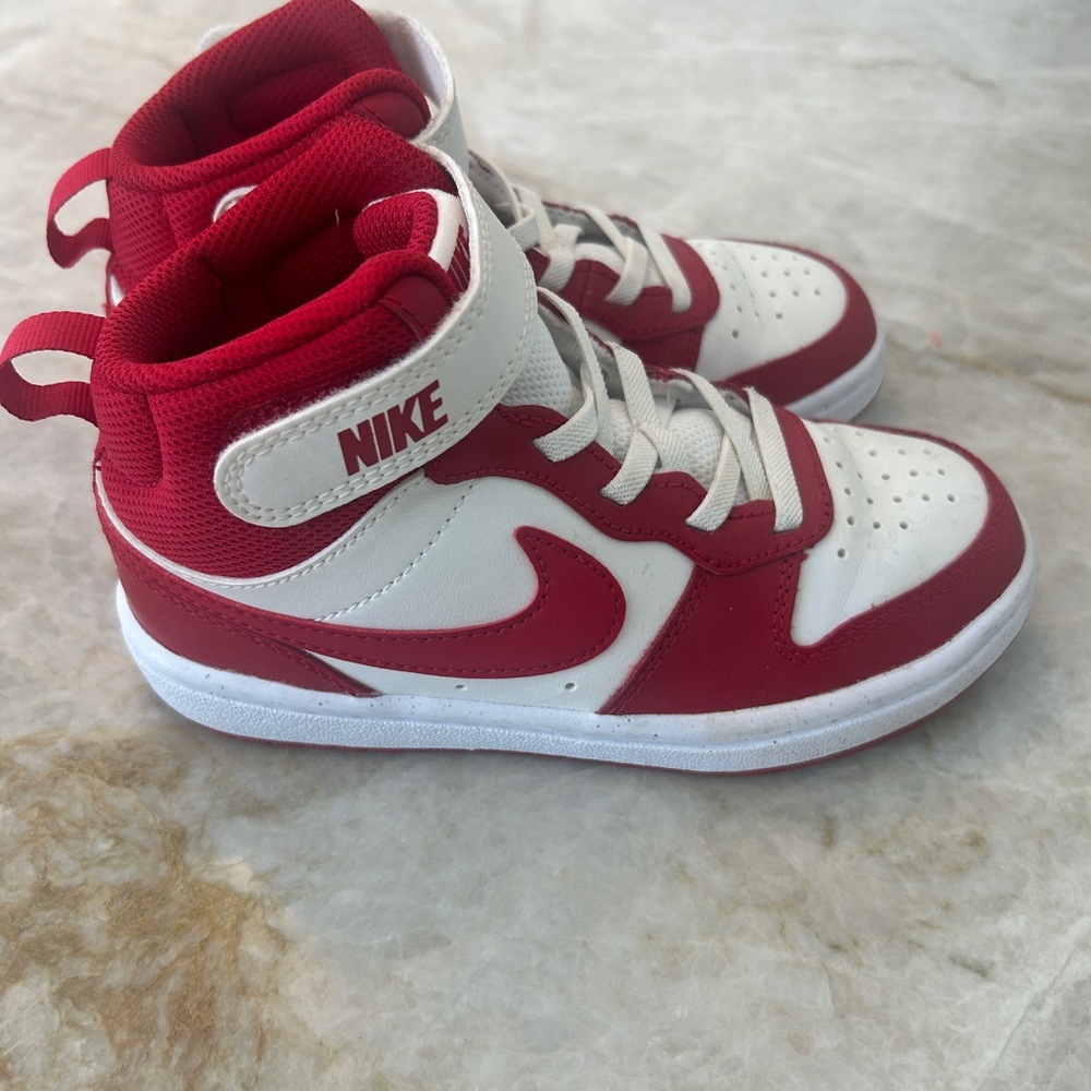 Nike Kids Sneakers in Red and White